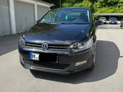 Gebraucht VW Polo 90 PS (66 kW) 2013 Schwarz Kleinwagen