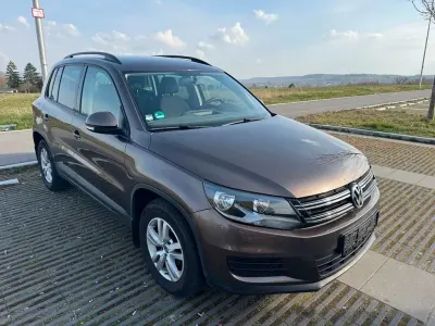 Gebraucht VW Tiguan Trendline 110 PS (80 kW) 2013 Braun SUV