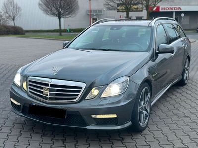 gebraucht Mercedes E63 AMG Performance Paket