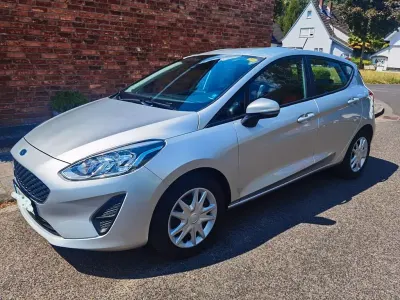 Gebraucht Ford Fiesta Cool & Connect 95 PS (69 kW) 2020 Silber Kleinwagen