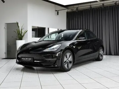 Usado Tesla Model 3 258 kW (351 CV) 2019 Negro Berlina