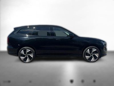 Second-hand Volvo EX90 Ultra 380 kW (517 CP) 2025 Negru SUV