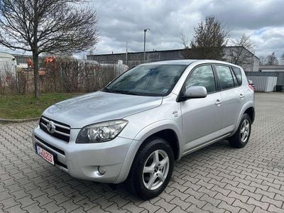 Usata Toyota RAV4 Sol 177 CV (130 kW) 2006 Argento SUV