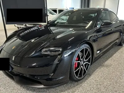 Gebraucht Porsche Taycan 4S Chrono 419 kW (571 PS) 2023 Tiefschwarz Limousine