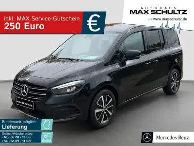 Gebraucht Mercedes T180 Progressive 116 PS (85 kW) 2025 Schwarz Van / Kleinbus