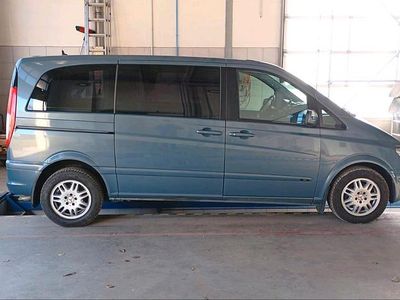 Gebraucht Mercedes Viano 150 PS (110 kW) 2009 Blau Van / Kleinbus