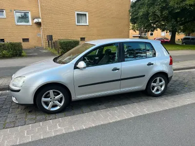 Gebraucht VW Golf V 75 PS (55 kW) 2005 Silber Kleinwagen
