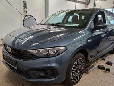Gebraucht Fiat Tipo Cross 131 PS (96 kW) 2023 Blau Kombi