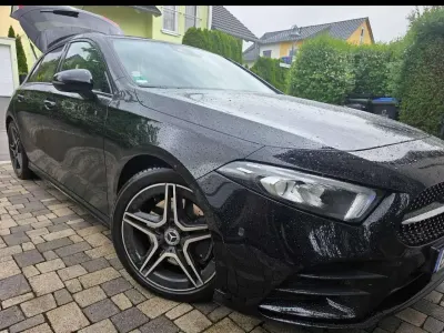 Gebraucht Mercedes A220 AMG line 190 PS (139 kW) 2019 Schwarz Limousine