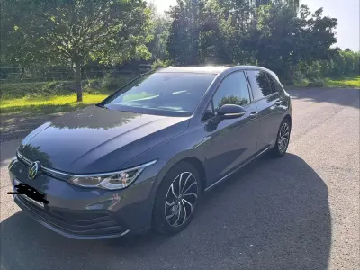 Gebraucht VW Golf VIII United 131 PS (96 kW) 2021 Grau Limousine