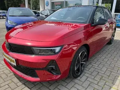 Usata Opel Astra GS Line 131 CV (96 kW) 2024 Rosso Berlina