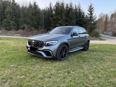 Grau Gebraucht 2018 Mercedes GLC63 AMG AMG SUV | 40.990 € (Fairer Preis)