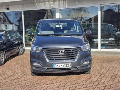 Gebraucht Hyundai H-1 Trend 170 PS (125 kW) 2019 Grau Van / Kleinbus