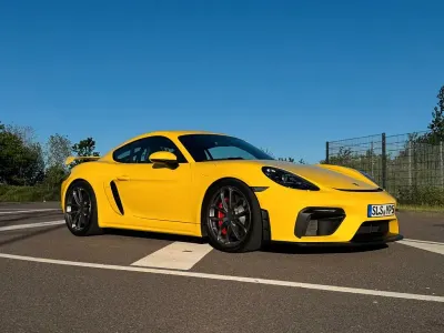 Usata Porsche 718 420 CV (308 kW) 2022 Giallo