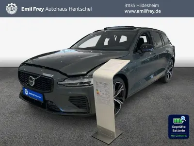 Gebraucht Volvo V60 Plus 253 PS (186 kW) 2025 Grün Kombi