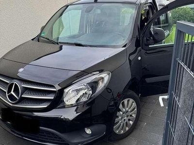 Mercedes Citan 111
