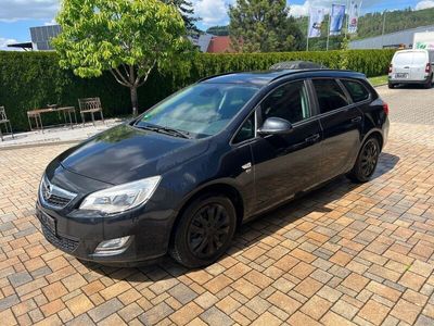 Gebraucht Opel Astra 125 PS (91 kW) 2012 Kombi