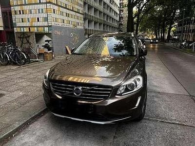 Gebraucht 2016 Volvo XC60 Summum SUV | 19.900 € (Etwas zu teuer)