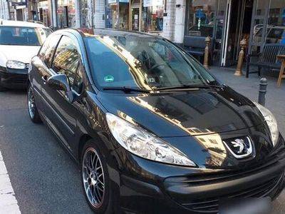 gebraucht Peugeot 207 wenig km