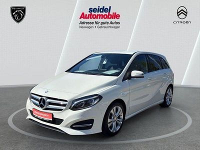 Usata Mercedes B180 Urban 122 CV (89 kW) 2016 Bianco Monovolume