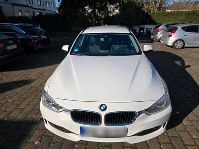 Usata BMW 318 141 CV (103 kW) 2014 Bianco Station wagon