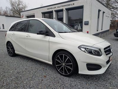 Gebraucht Mercedes B200 156 PS (114 kW) 2016 Weiß Van / Kleinbus
