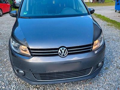 VW Touran Cross