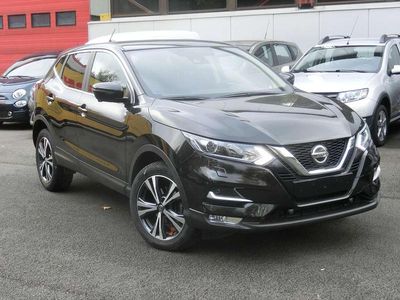 Schwarz metallic Gebraucht 2018 Nissan Qashqai N-Connecta SUV | 14.900 € (Etwas zu teuer)
