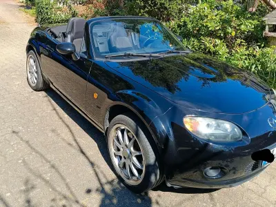 Używany Mazda MX5 2005 Czarny Kabriolet