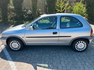 Second-hand Opel Corsa 60 CP (44 kW) 1998 Argintiu Hatchback
