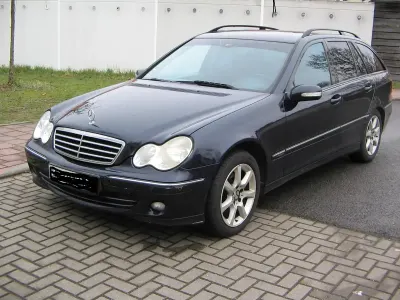 Gebraucht Mercedes C220 Avantgarde 150 PS (110 kW) 2008 Blau Kombi