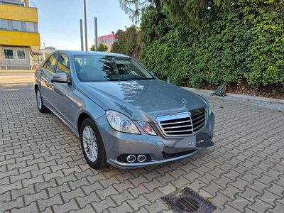Mercedes E200