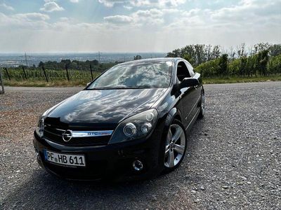 Opel Astra GTC
