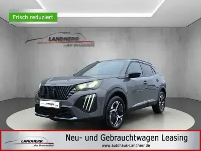 Neu Peugeot 2008 Allure 131 PS (96 kW) 2025 Grau selenium SUV