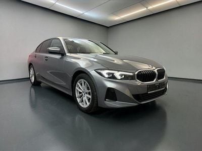 Usata BMW 320 Shadowline 190 CV (139 kW) 2023 Grigio Berlina