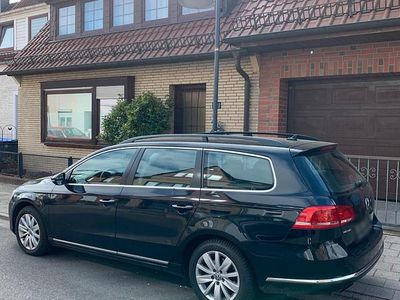 Usata VW Passat 140 CV (102 kW) 2012 Nero Station wagon