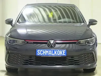 Gebraucht VW Golf VIII GTI 245 PS (180 kW) 2024 Uranograu/cinza urano Limousine
