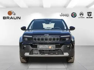 Nouă Jeep Avenger Summit 110 CP (80 kW) 2025 Negru SUV