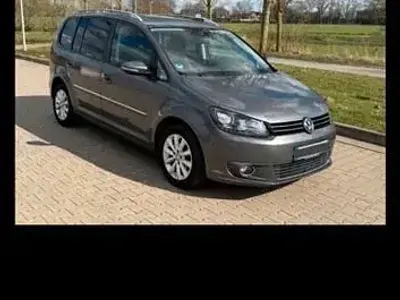 Gebraucht VW Touran Highline 170 PS (125 kW) 2012 Grau Van / Kleinbus