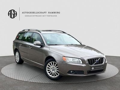 Gebraucht Volvo V70 Momentum 145 PS (106 kW) 2008 Grau Kombi