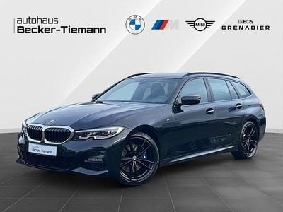 Saphirschwarz Gebraucht 2019 BMW 330 M Sport Kombi | 34.401 € (Guter Preis)