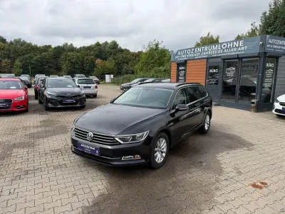 Gebraucht VW Passat Comfortline 150 PS (110 kW) 2016 Schwarz Kombi