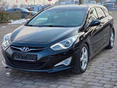 Schwarz Gebraucht 2012 Hyundai i40 Premium Kombi | 6.999 € (Guter Preis)