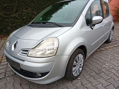 Silber Gebraucht 2009 Renault Modus Dynamique Van / Kleinbus | 2.550 € (Fairer Preis)