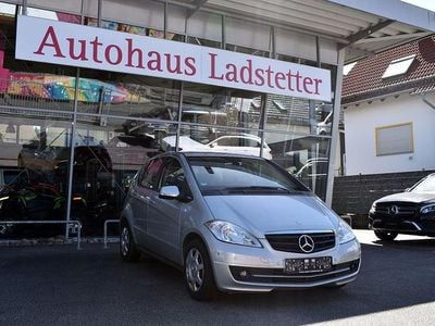 Gebraucht Mercedes A160 95 PS (69 kW) 2011 Silber Limousine