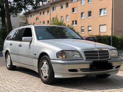 Mercedes C200