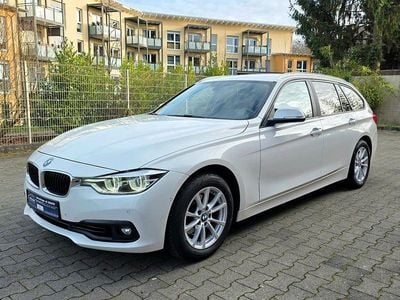 Weiß Gebraucht 2018 BMW 318 Advantage Kombi | 13.600 € (Fairer Preis)
