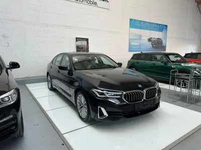 Gebraucht BMW 530e 292 PS (214 kW) 2022 Schwarz Limousine