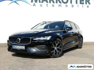 Gebraucht Volvo V60 Core 197 PS (144 kW) 2022 Black solid stone / solid Kombi