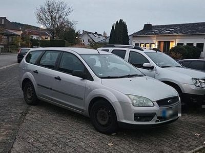 Gebraucht Ford Focus 100 PS (73 kW) 2005 Silber Kombi